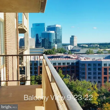 Image 6 - Old Meadow Road, Tysons, VA 22109, USA - Condo for sale