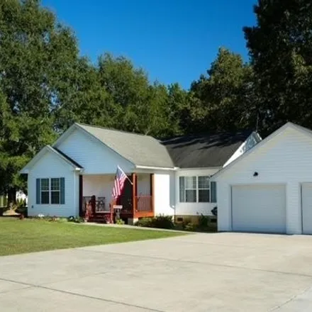 Buy this 3 bed house on 1679 Ponderosa Drive in Jefferson County, TN 37725