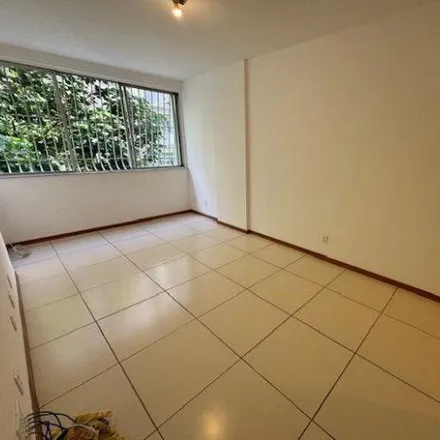 Buy this 3 bed apartment on Caminho do Canto do Rio in São Francisco, Niterói - RJ