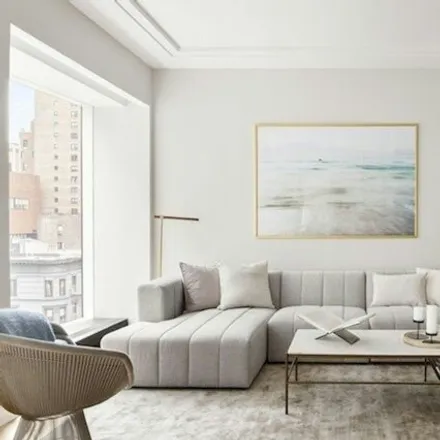 Image 2 - 155 East 86th Street, New York, NY 10028, USA - Condo for sale