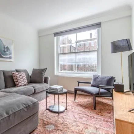 Rent this 2 bed apartment on 11 Stourcliffe Street in London, W1H 5QH