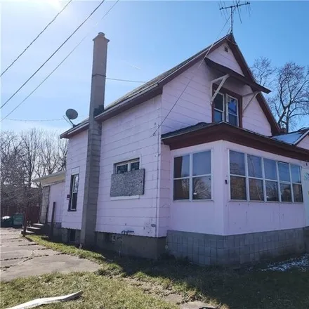 Buy this 4 bed house on 811 Cedar Avenue in City of Niagara Falls, NY 14301