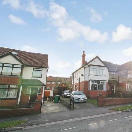 Rent this 5 bed duplex on 57 St Anne's Road in Leeds, LS6 3NY