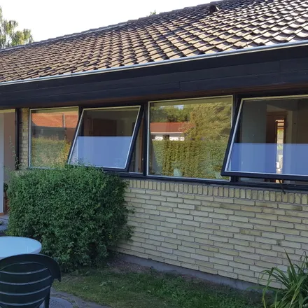 Rent this 1 bed room on Blishønevej 6 in 2970 Hørsholm, Denmark