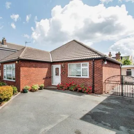 Buy this 3 bed house on Birchfield Avenue in Gildersome, LS27 7WP