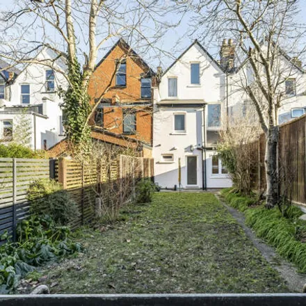 Buy this 4 bed townhouse on Parkhurst Road in London, N11 3HA