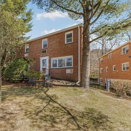 Buy this studio townhouse on 166 Charter Circle in Sparta, Village of Ossining