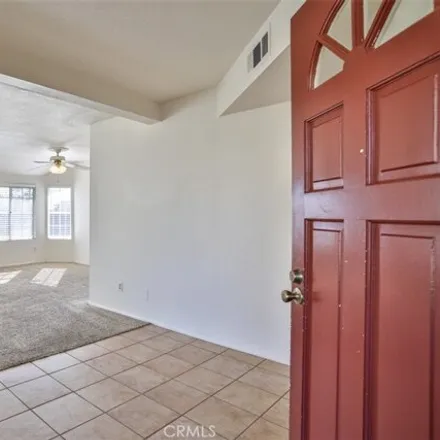 Image 5 - 1095 Lakeview Terrace, Azusa, CA 91702, USA - Condo for sale