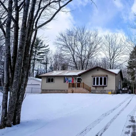 Buy this 2 bed house on 1967 Granite Avenue in Marquette, MI 49855