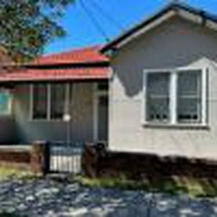 Rent this 3 bed apartment on Hatfield Street in Mascot NSW 2020, Australia