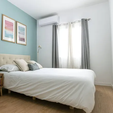 Rent this 2 bed apartment on Madrid