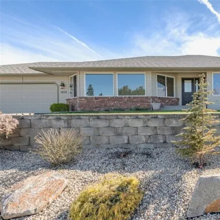 Buy this 3 bed house on 1613 Hannah Way in East Wenatchee Bench, East Wenatchee