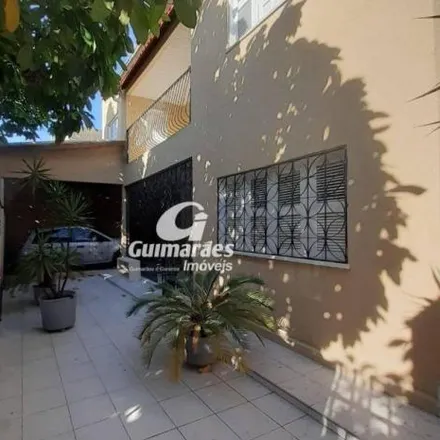 Buy this 6 bed house on Rua Vicente Padilha 655 in Vila União, Fortaleza - CE