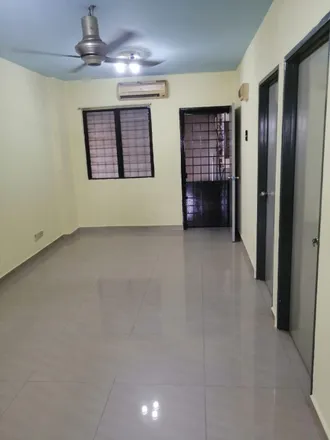 Rent this 3 bed apartment on Jalan Pandan Indah 6/2 in Pandan Indah, 51500 Ampang Jaya Municipal Council