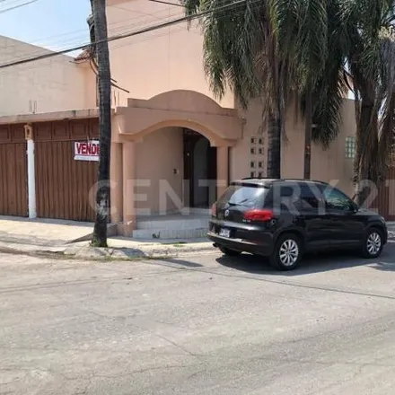 Buy this 3 bed house on 2a. Avenida in Arboledas de Nueva Linda Vista, 67129 Guadalupe