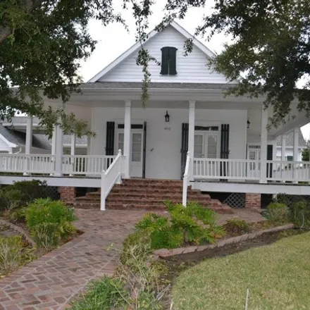 Buy this 5 bed house on 420 West 121st Street in Lafourche Parish, LA 70345