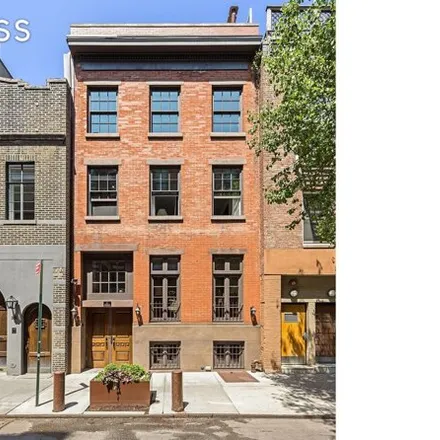 Rent this 4 bed house on 21 Cornelia Street in New York, NY 10014