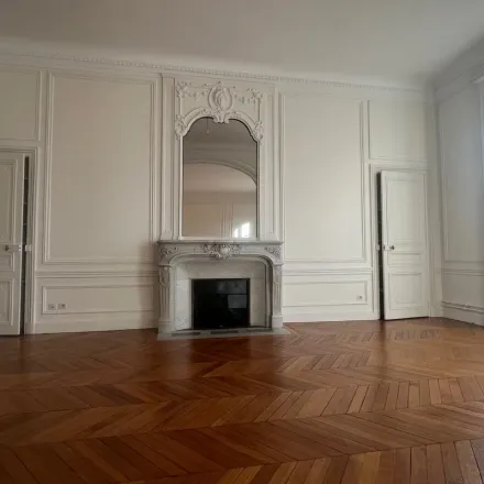 Rent this 6 bed apartment on 10 Rue Pouchet in 75017 Paris, France