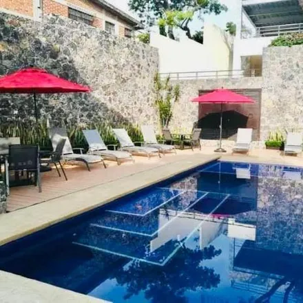 Buy this 2 bed apartment on Avenida Emiliano Zapata in Tlaltenango, 62170 Cuernavaca