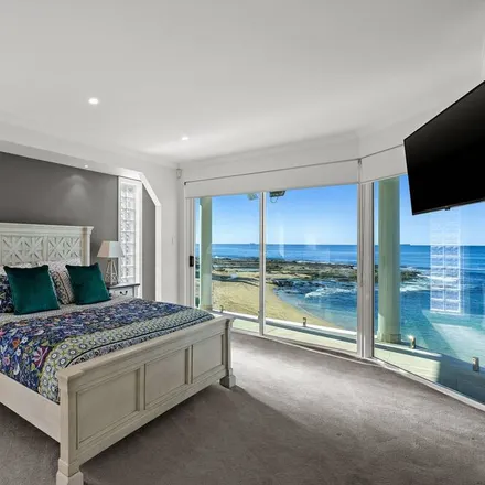 Rent this 5 bed house on Blue Bay NSW 2261