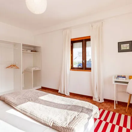 Rent this 3 bed apartment on Restaurante Bitoque in Rua Artur Maria Afonso 12, 5400-095 Chaves
