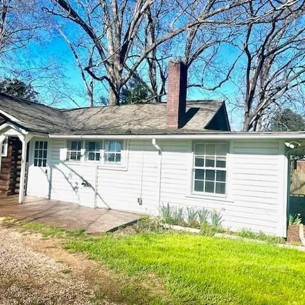 Rent this 3 bed house on 109 West Front Street in Oxford, NC 27565