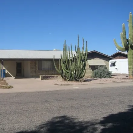 Rent this 2 bed house on 1446 South Palo Verde Drive in Apache Junction, AZ 85120