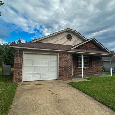 Buy this 3 bed house on 1114 N Louisville Ave in Russellville, Arkansas