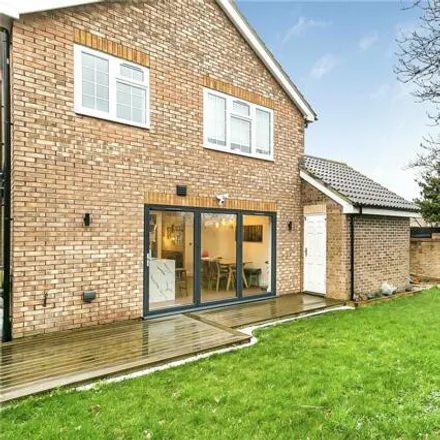 Image 5 - Foster Close, Cheshunt, EN8 9RZ, United Kingdom - House for sale
