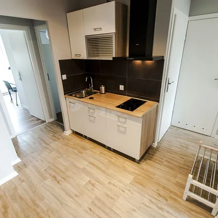 Rent this 5 bed apartment on Profesora Kazimierza Kopeckiego 2 in 80-809 Gdansk, Poland