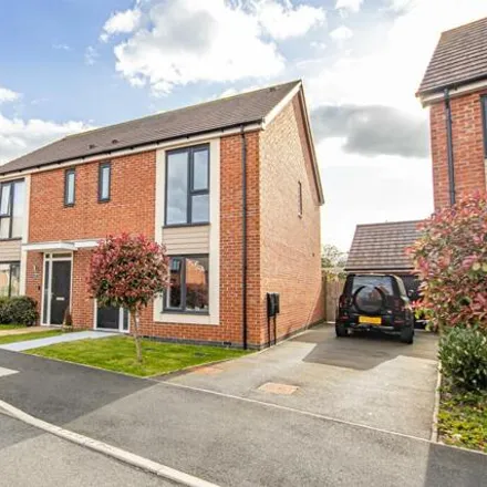 Buy this 3 bed duplex on Ivinson Way in Uttoxeter, Staffordshire
