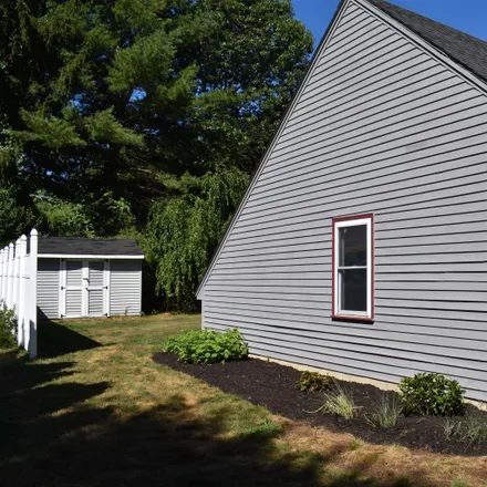 Image 4 - 46 Heather Lane, Concord, NH 03301, USA - House for sale