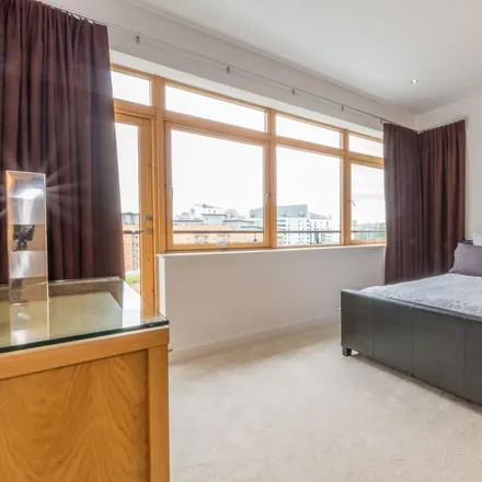 Rent this 2 bed apartment on Leeds Dock in The Walk, Leeds