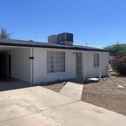 Rent this 3 bed house on 3045 West Coronado Road in Phoenix, AZ 85009