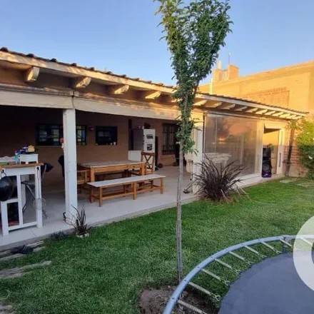 Buy this 3 bed house on General Fernández Oro in Departamento General Roca, Argentina