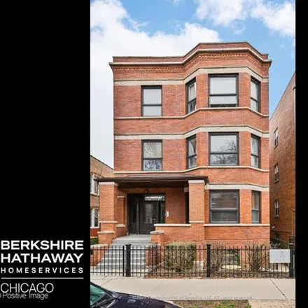 Buy this studio house on 3247 South Emerald Avenue in Chicago, IL 60609