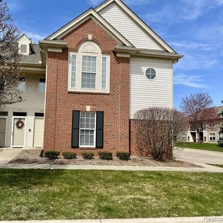 Rent this 2 bed condo on 44378 Lake Pointer Drive in Sterling Heights, MI 48313