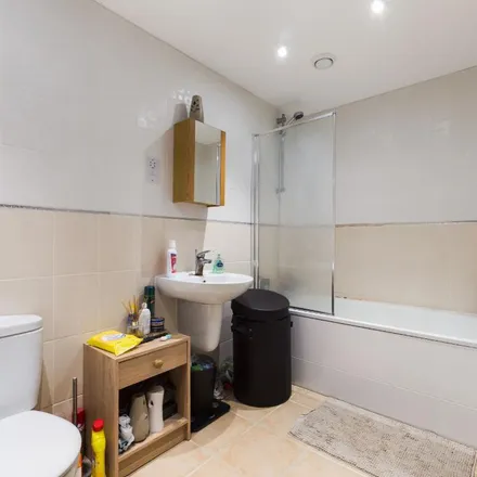 Rent this 2 bed apartment on Aulay House in 122 Spa Road, London