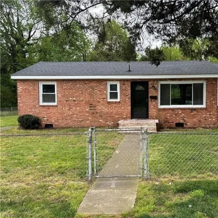 Buy this 3 bed house on 754 Duke Street in Suffolk, VA 23434