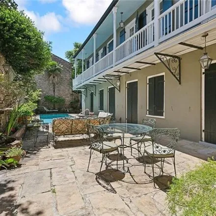Image 5 - 824 Burgundy Street, New Orleans, LA 70116, USA - Townhouse for sale