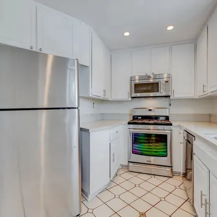 Rent this 3 bed apartment on 832 Palm Avenue in West Hollywood, CA 90069