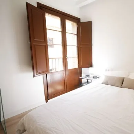 Image 2 - Carrer de Santa Madrona, 08001 Barcelona, Spain - Room for rent