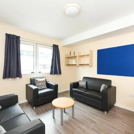 Image 7 - Hart Street, Knowledge Quarter, Liverpool, L3 5JY, United Kingdom - Apartment for rent
