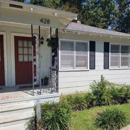 Rent this 2 bed duplex on 1432 Green Street in Tallahassee, FL 32303