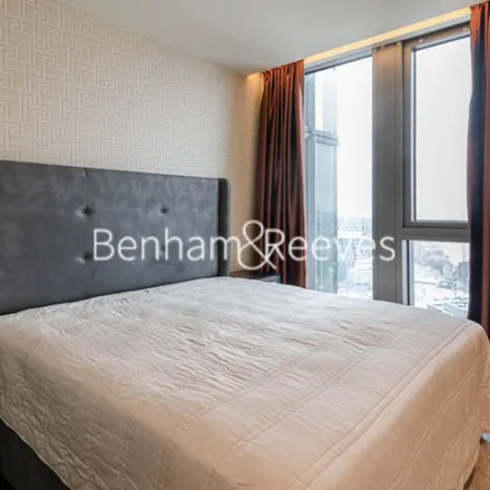 Rent this 3 bed apartment on DAMAC Tower in Bondway, London