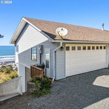 Buy this 3 bed house on 400 Pacific View Drive in Rockaway Beach, Tillamook County