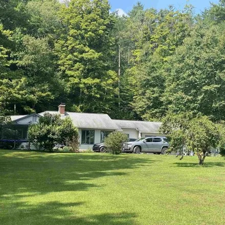 Image 2 - 166 Cemetery Rd, Putney, Vermont, 05346 - House for sale