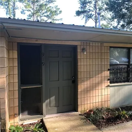 Rent this 2 bed apartment on 991 Northwest 40th Avenue in Gainesville, FL 32609