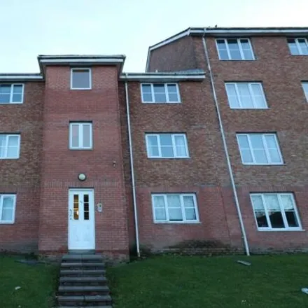 Rent this 2 bed apartment on Tullis Gardens in Mile-end, Glasgow