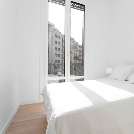 Rent this 3 bed apartment on Carrer de Balmes in 131, 08001 Barcelona